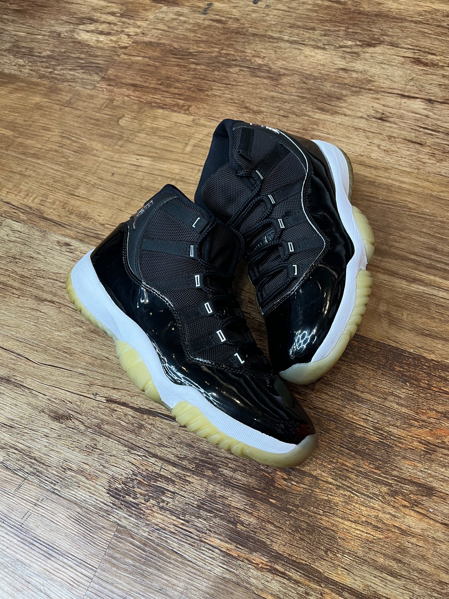 Jordan 11 jubilee pre-owned no box