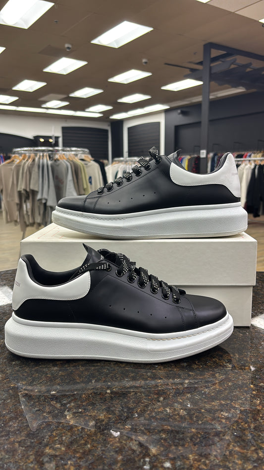 Alexander McQueen ‘Oversized Black White’ USED WITH BOX