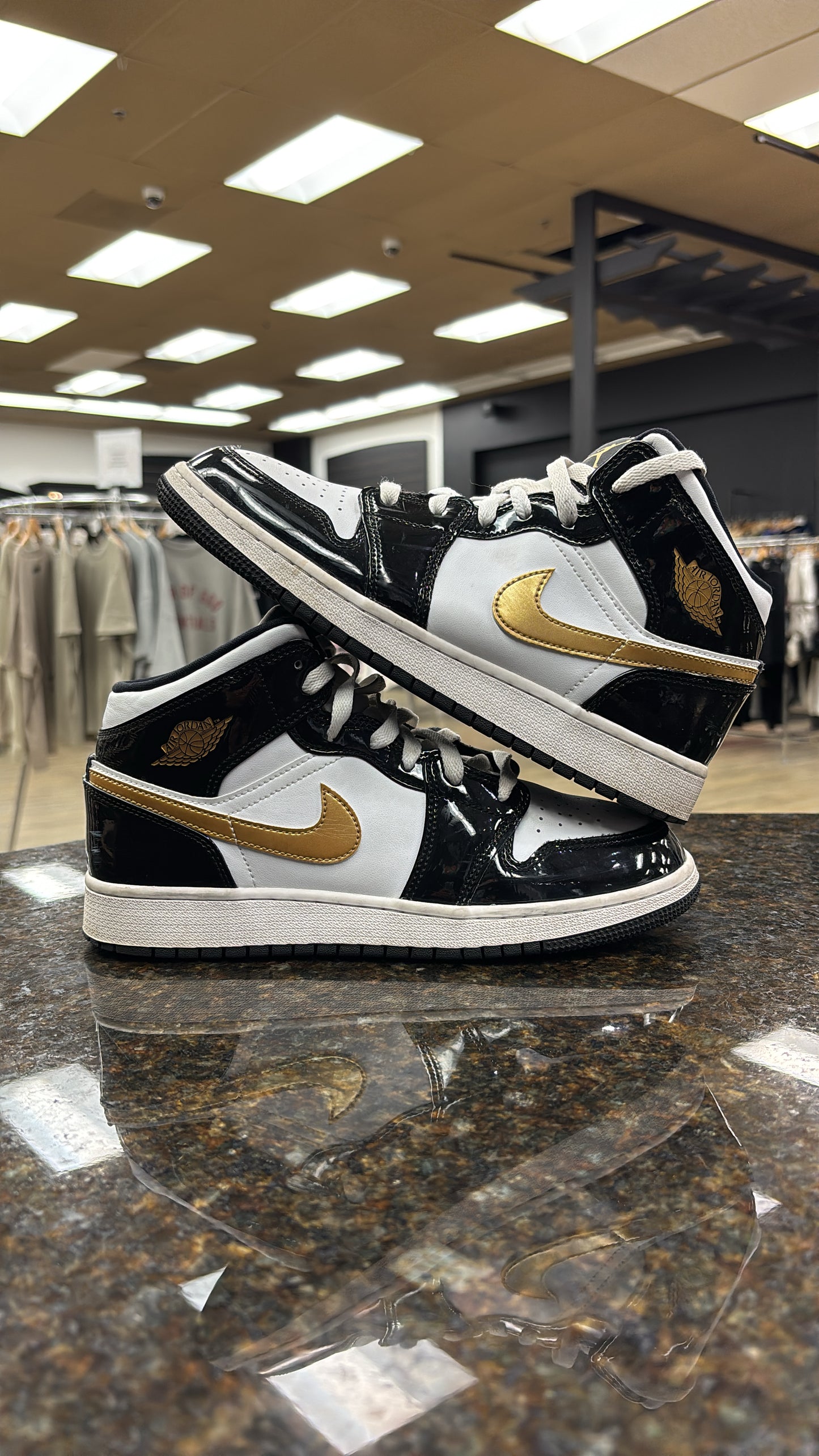 Jordan 1 Patend Black used no box