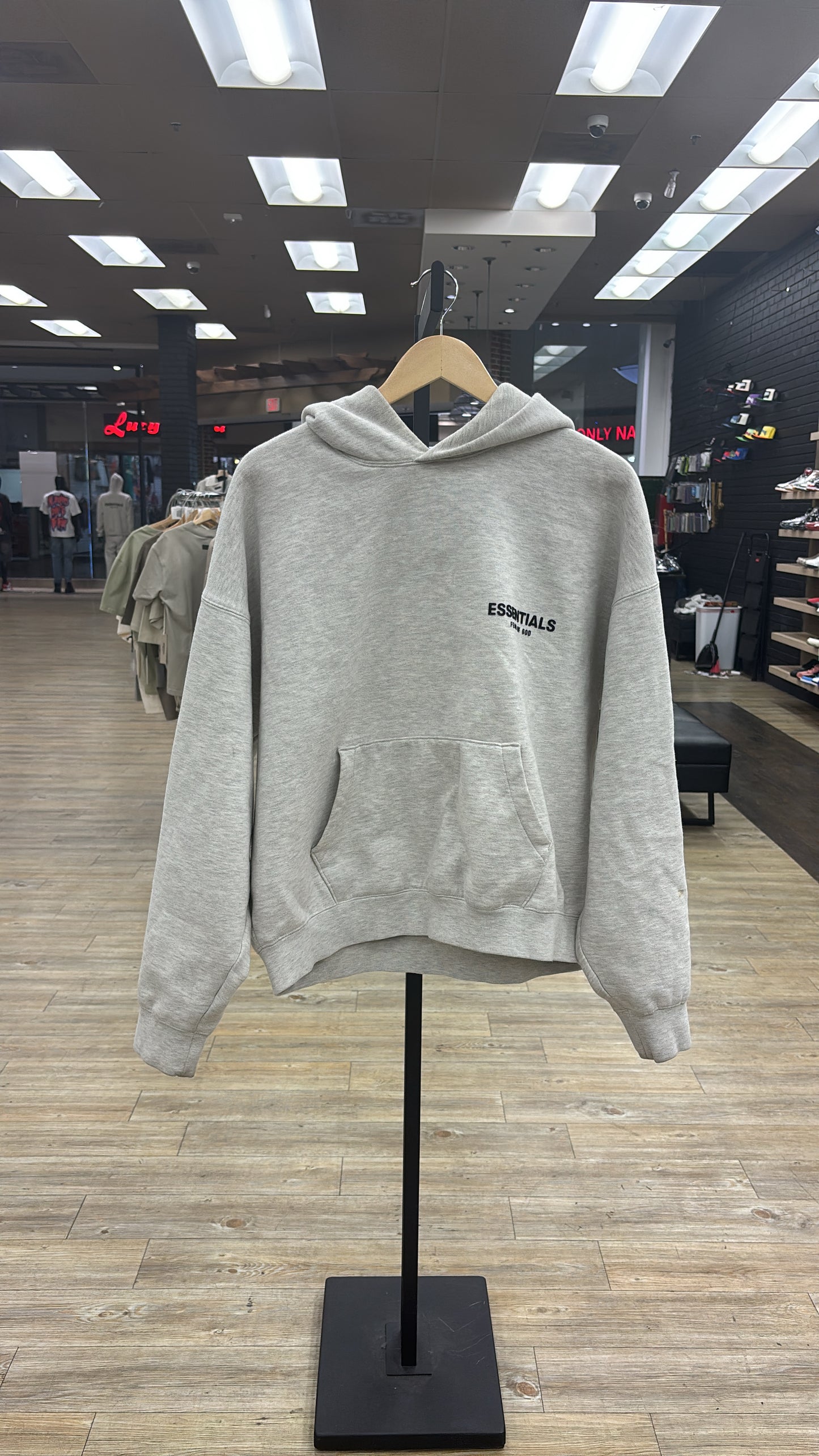 Essentials FOG Light oatmeal hoodie used