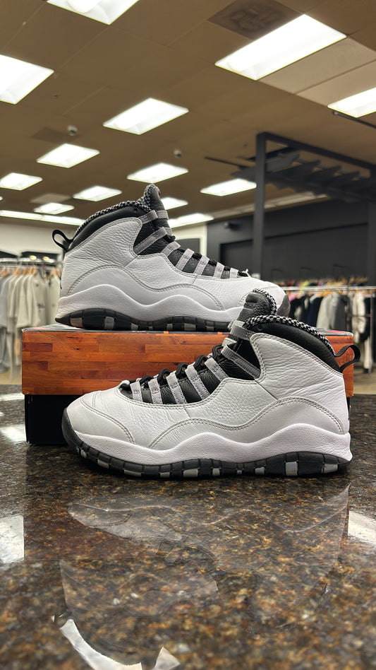 Jordan 10 flint preowned with box