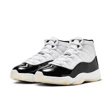 Jordan 11 Gratitude USED WITH BOX
