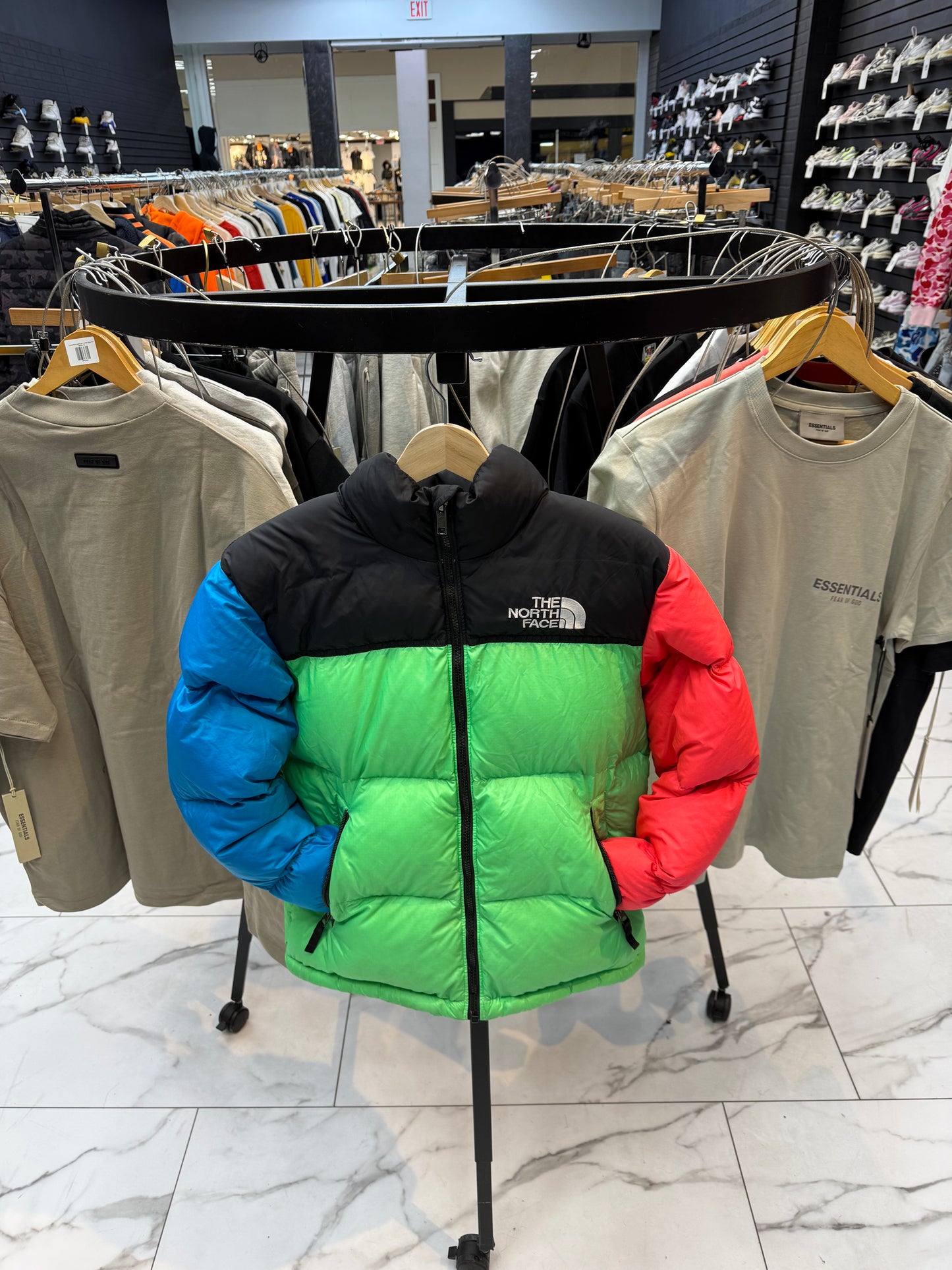 The NorthFace Multi-Color Puffer PRE-OWNED