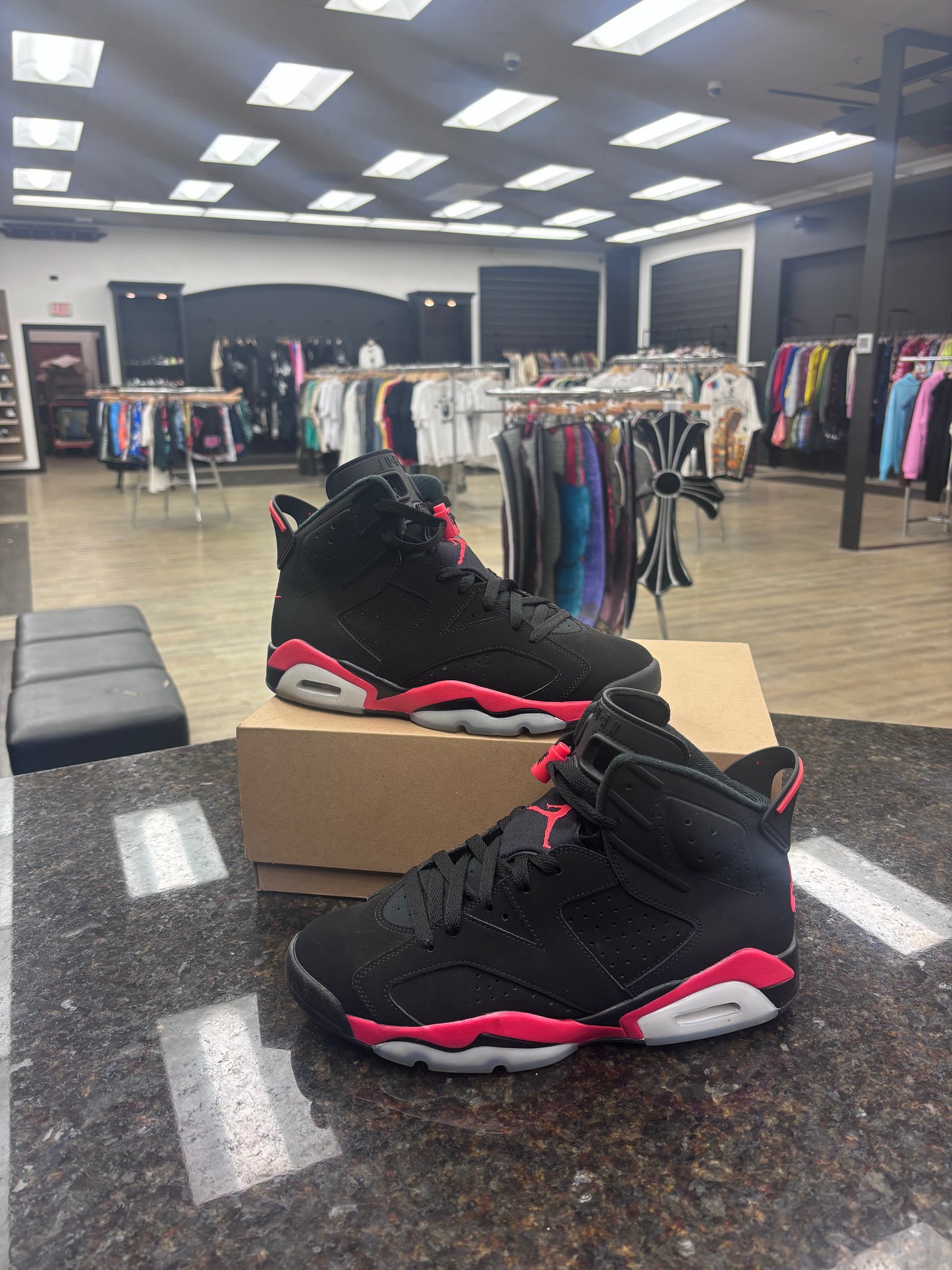 Jordan 6 infrared used with box