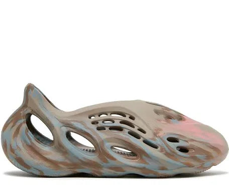 Yeezy ‘Foam Runner’ USED W BOX