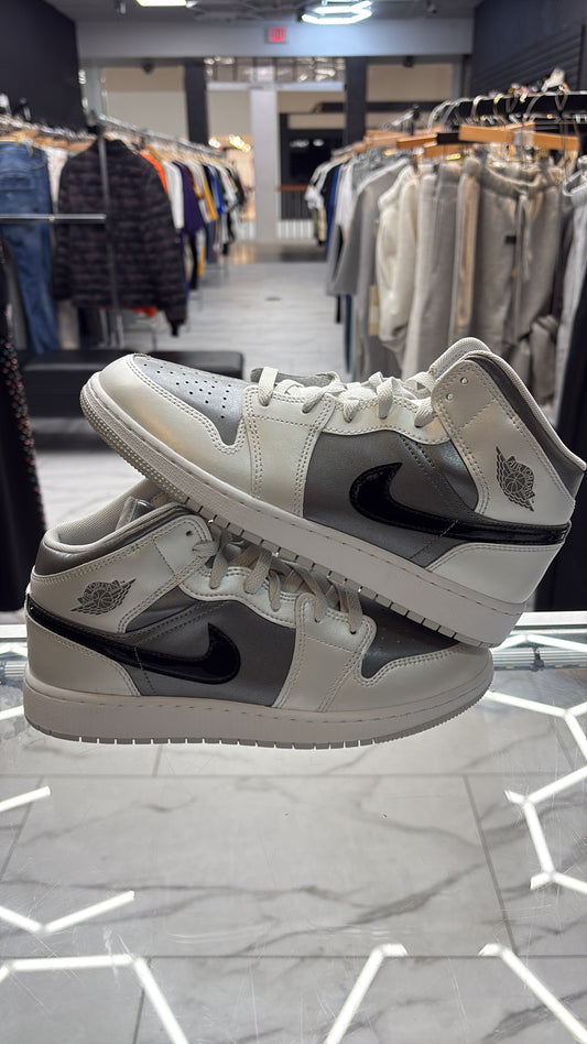 Jordan Air Jordan 1 Mid NO BOC