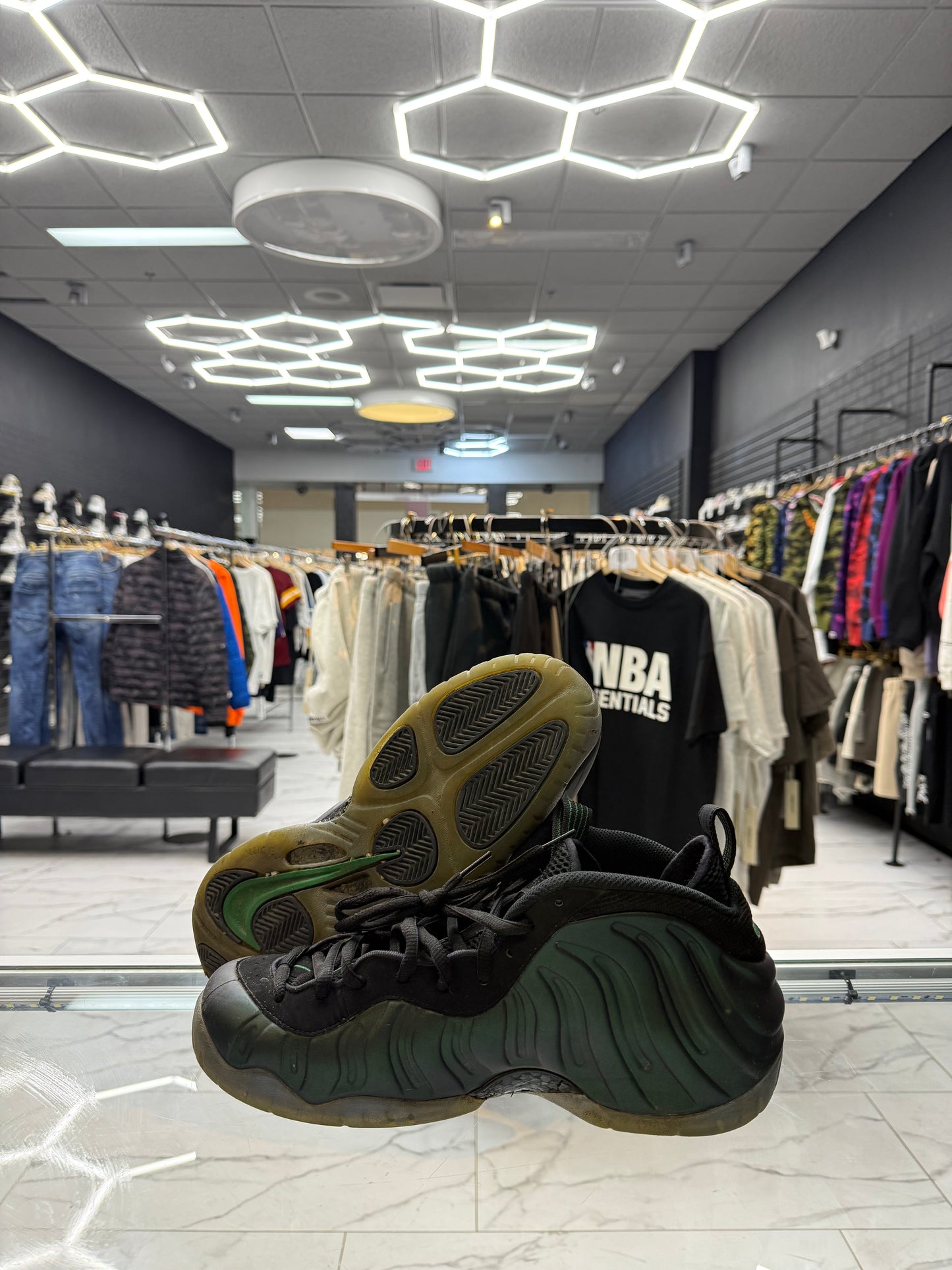 Nike Foamposite ‘Pine Green’ USED NO BOX