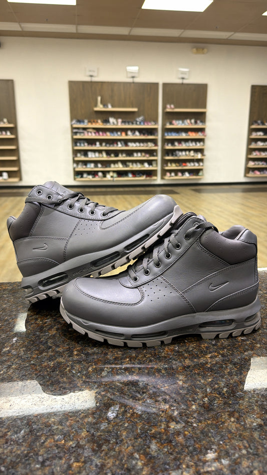 Nike Boots Grey Used No Box