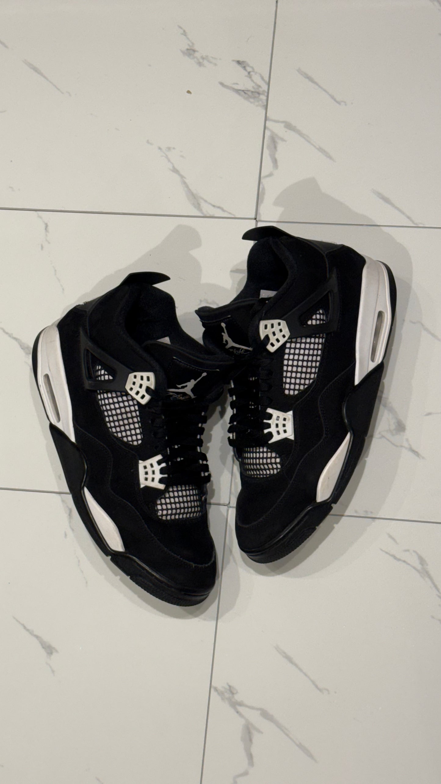 Jordan 4 White Thunder Used