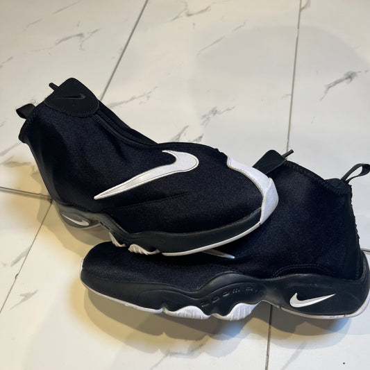 Nike “Glove” Used No Box
