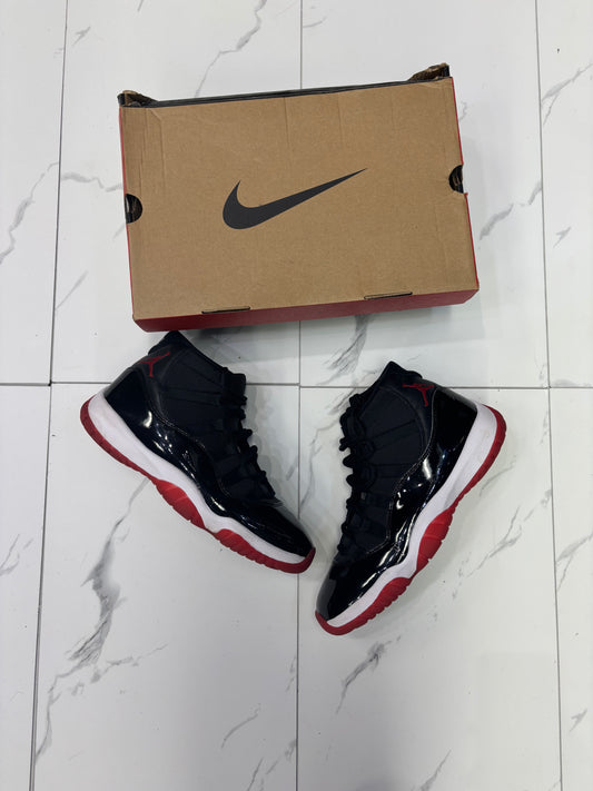 Jordan 11 Bred Used With Box