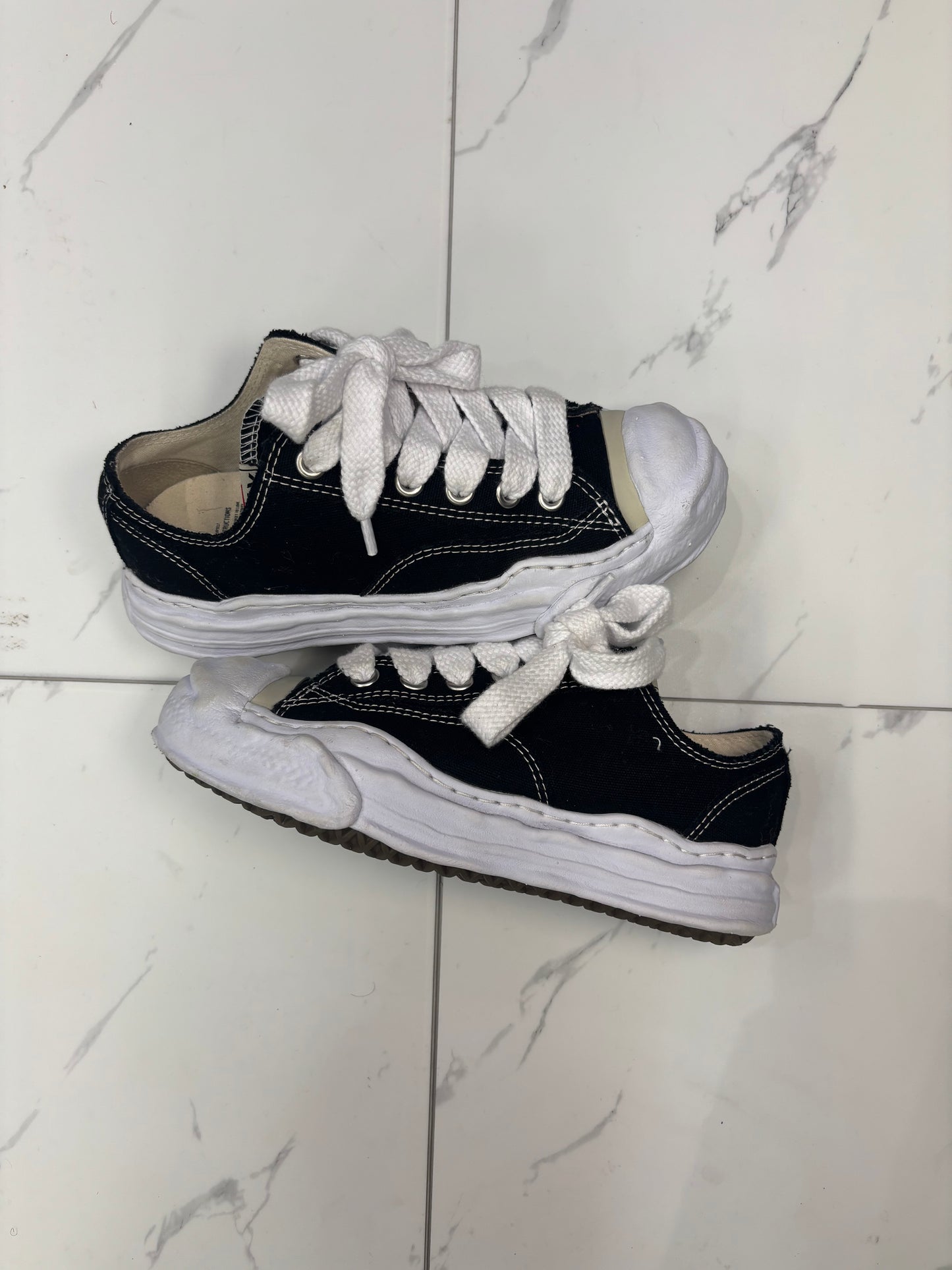 Maison Mihara Hank OG Sole Low Canvas Used With Box