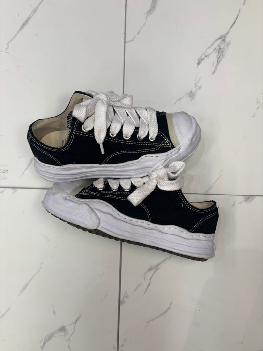 Maison Mihara Hank OG Sole Low Canvas Used With Box
