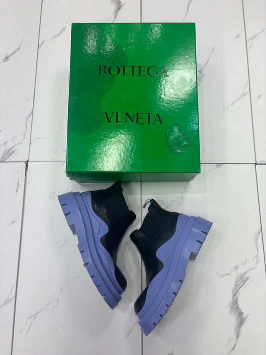 Bottega Boots Used With Box