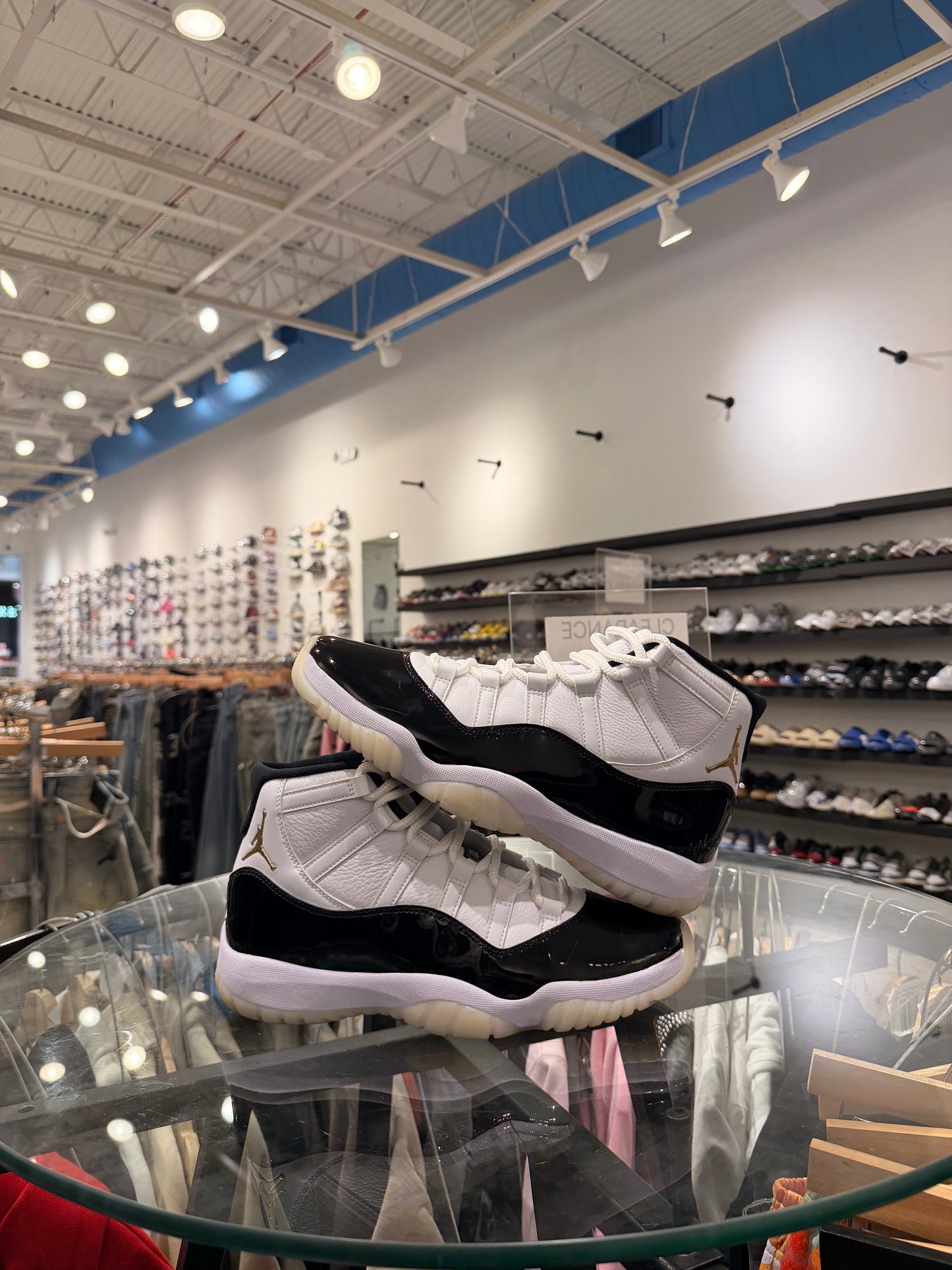 Air Jordan 11 Retro “Gratitude” Used With No Box