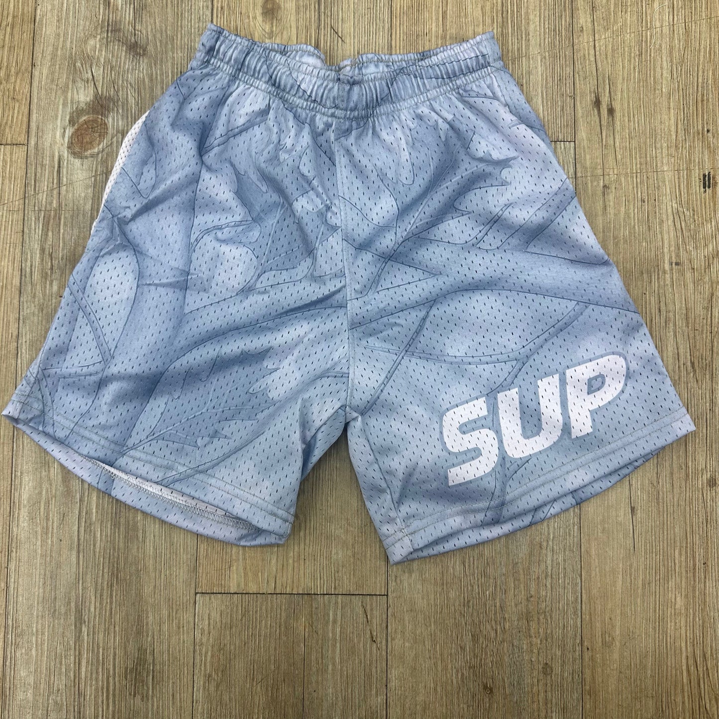 Sup camo light grey shorts