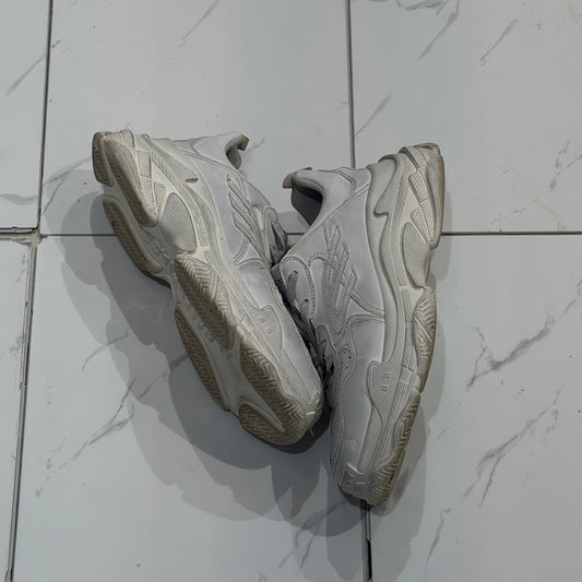 Balenciaga Triple S Triple White Used No box
